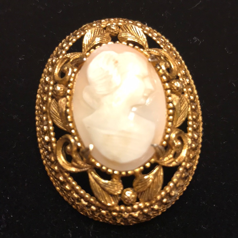 Florenza Cameo Brooch